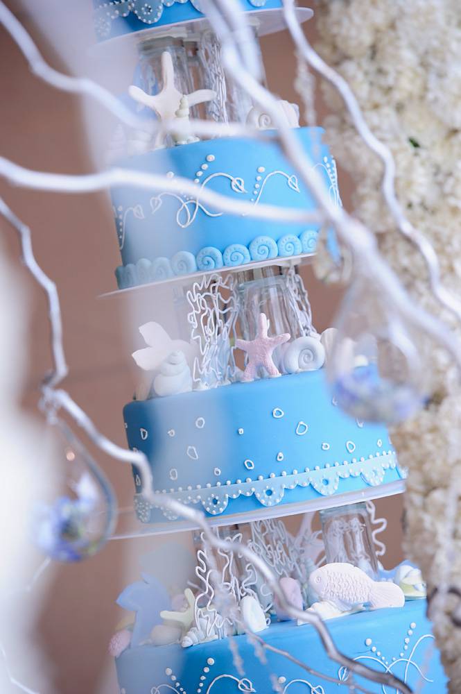 decoration of cake for blue for togetherness-love vows theme