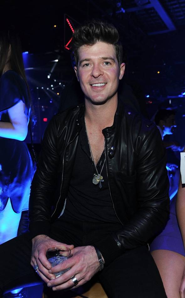 142951557DT017_Rob_Thicke_P