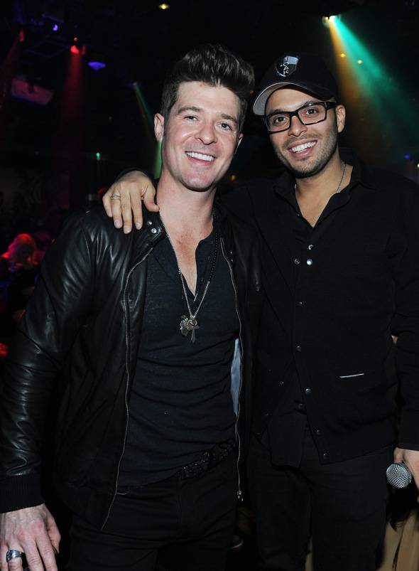 142951557DT025_Rob_Thicke_P