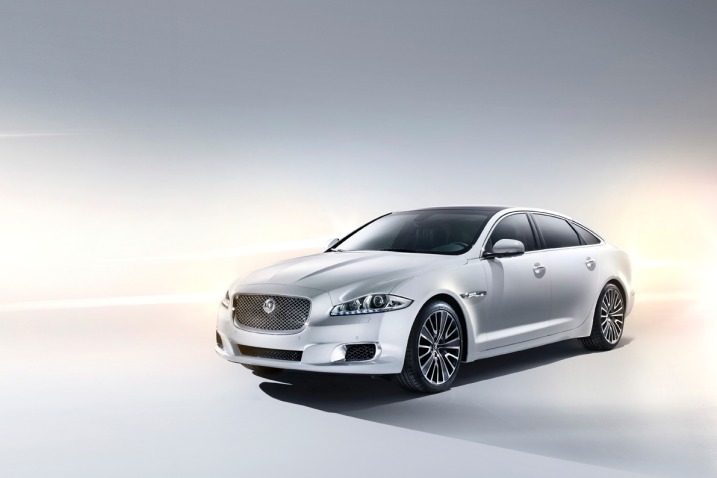 2013_jaguar_xj_f34_ns_42412