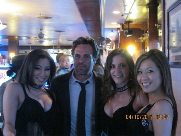 Mark Ruffalo poses with Golden Gate's Dancing Dealers, Las Vegas, 4.10.12