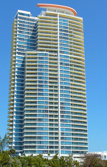 Continuum_Tower_South_Beach1