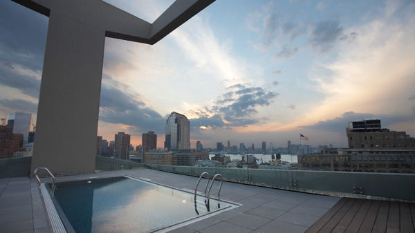 The-James-New-York-rooftop-pool-city-view