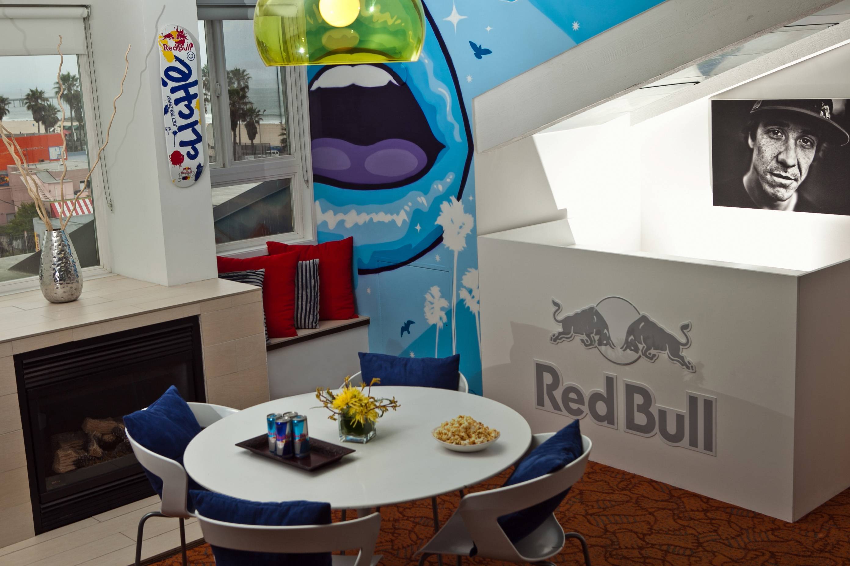 Red Bull Dogtown Suite DJ Station II