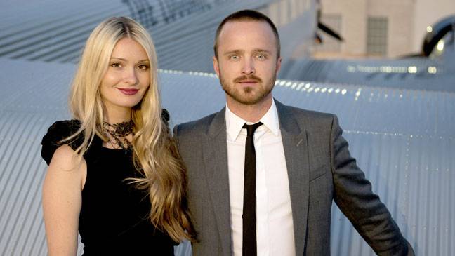 aaron_paul_luggage_a_l