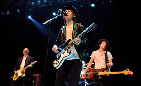 Beck Performing at The Pearl