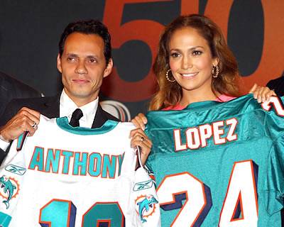 Toss-Up for Super Bowl Halftime Entertainment