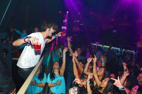 Tyson Ritter parties with fans
