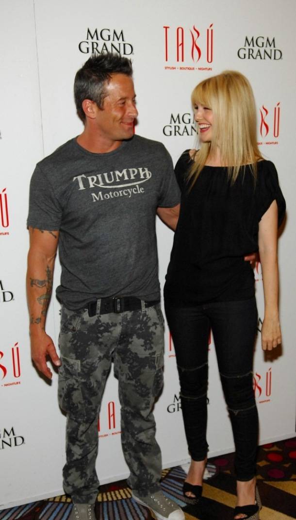 Tabú - Johnny Messner and Kathryn Morris on Carpet -9.8.12