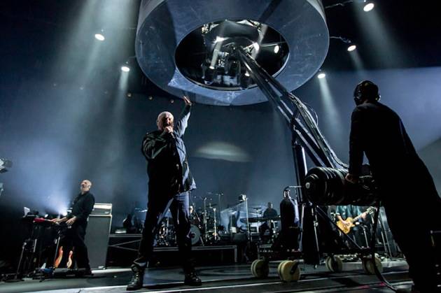 Photos: Peter Gabriel Performs at PH Live - Haute Living