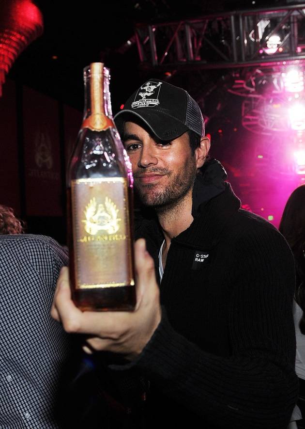 Enrique Iglesias Hosts Post-Latin Grammy Atlantico Rum Party