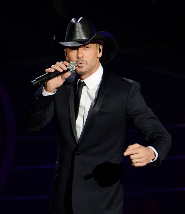 Faith Hill and Tim McGraw Opening Weekend Of Their Limited-Engagement 