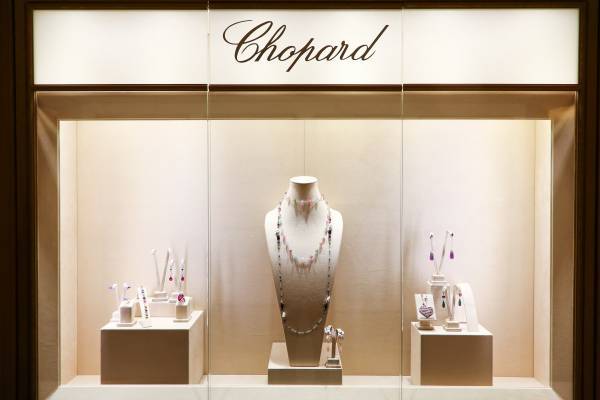CHOPARD and UMA THURMAN HOST COCKTAIL AND DINNER TO CELEBRATE AN EXCLUSIVE VIEWING OF MARILYN FOREVER