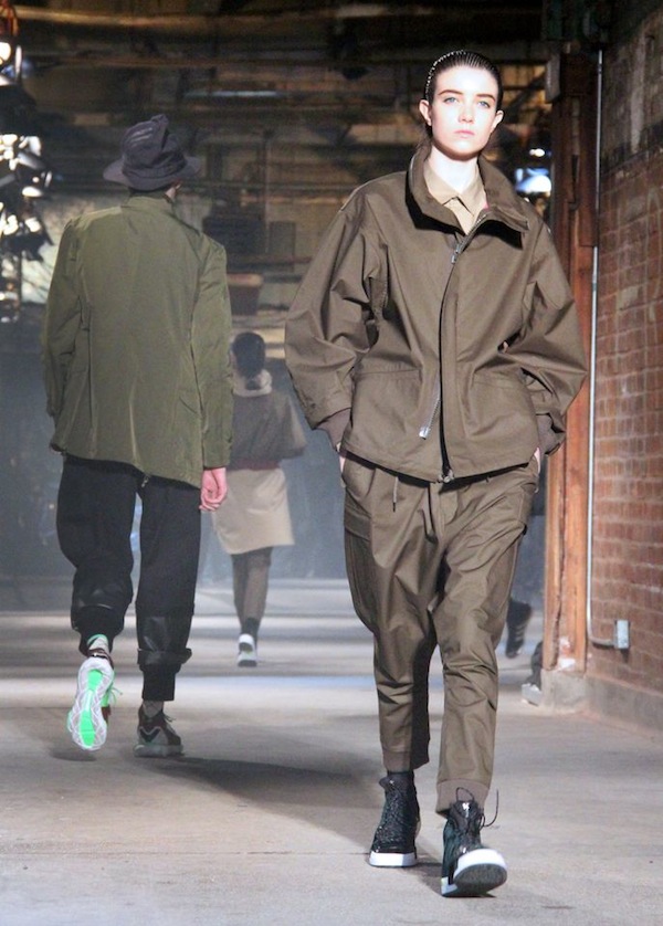 Yohji Yamamoto Once Again makes Sportswear Chic at Fashion Week - Haute ...