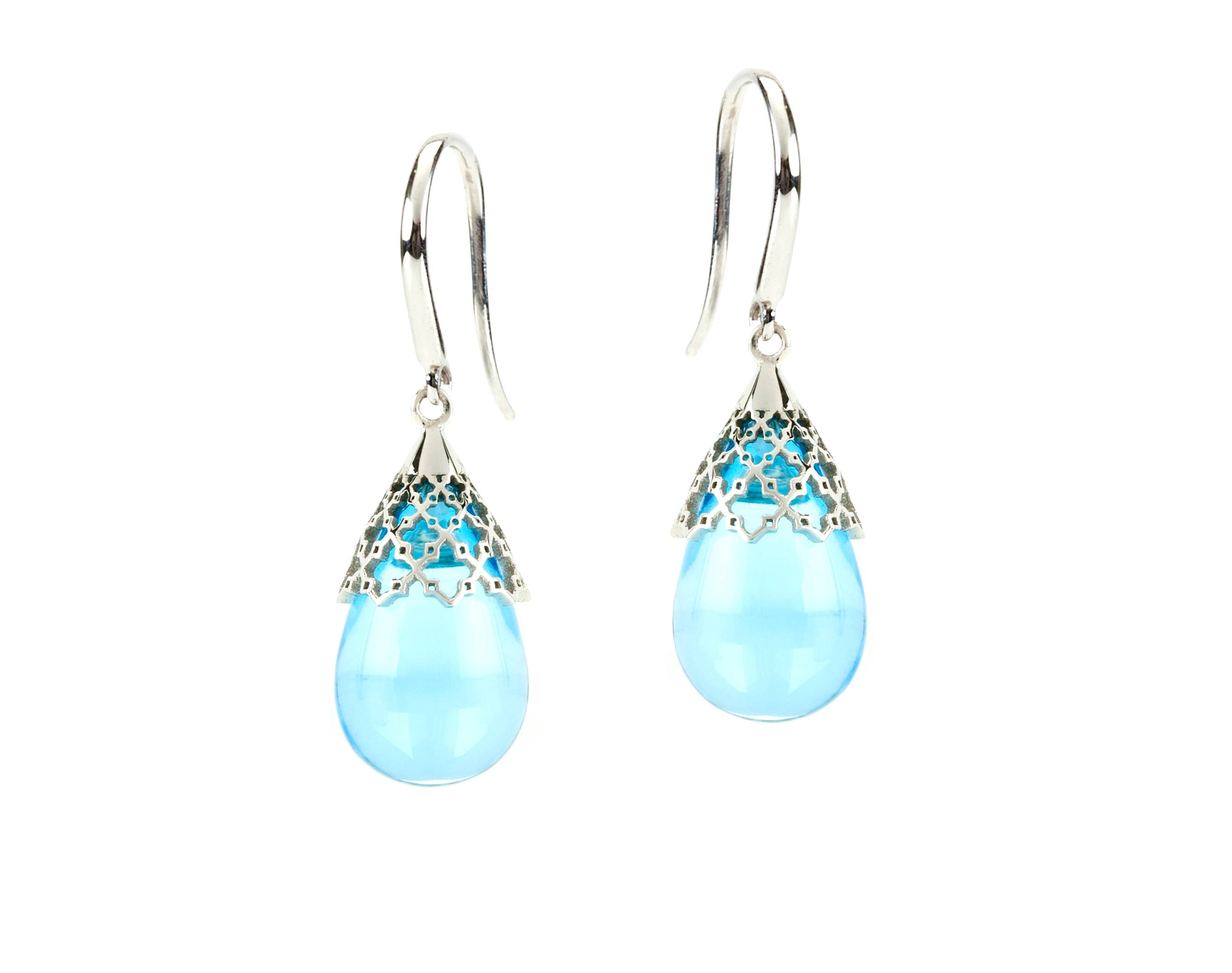 BIRKS MUSE Collection, Mesh Tear Drop Blue Topaz Earrings, in 18kt White Gold
