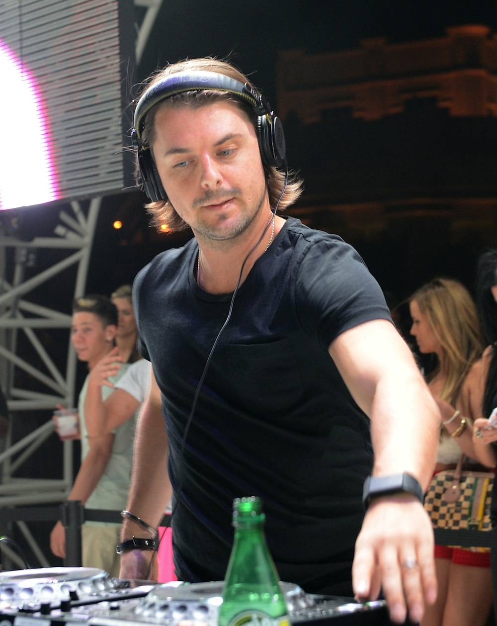 Eclipse At Daylight Beach Club Hosts Preview Featuring DJ Axwell