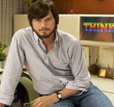 FEATashton-kutcher-as-steve-jobs