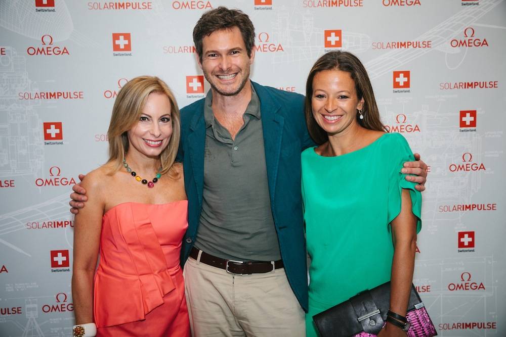 Left-to-Right-Host-committee-members-Gillian-Miniter-and-Bronson-Van-Wyck-with-designer-Michelle-Smith