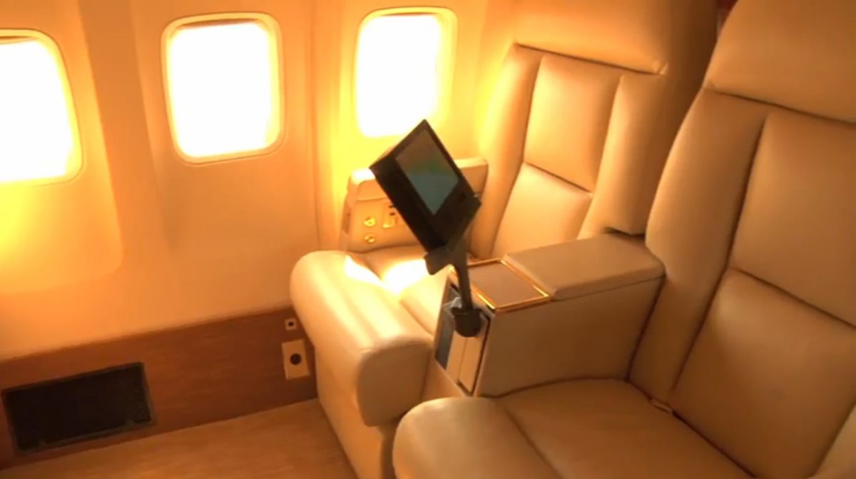 personal-tv-screens-for-every-seat