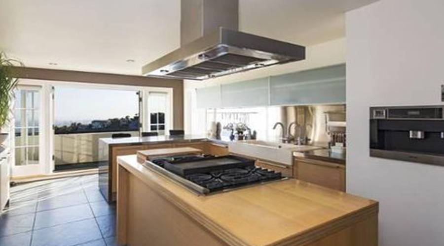 Russell Brand Buys $2.2M LA English Country House with Ivy