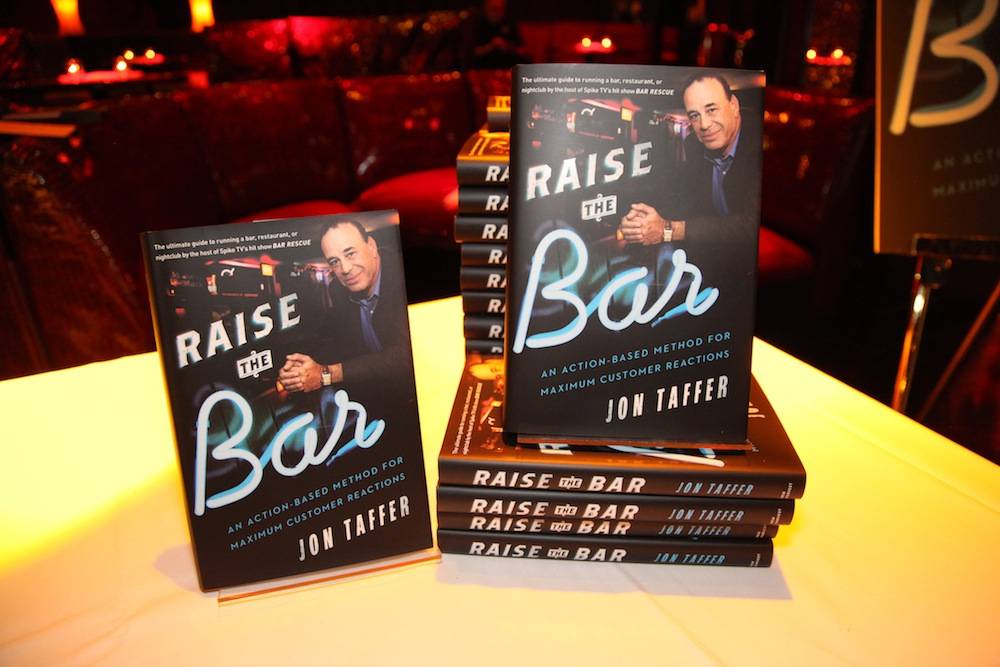 “Raise the Bar“ book image