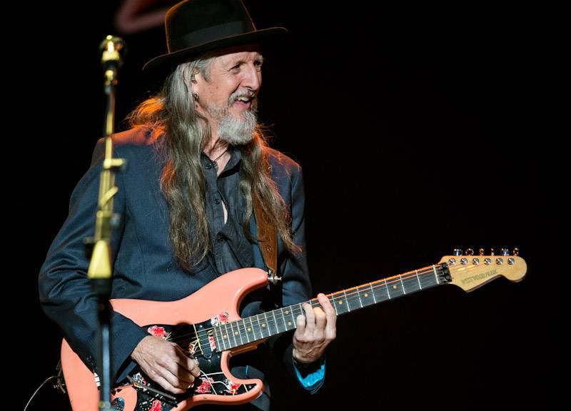 Photos: The Doobie Brothers Perform at the Joint - Haute Living