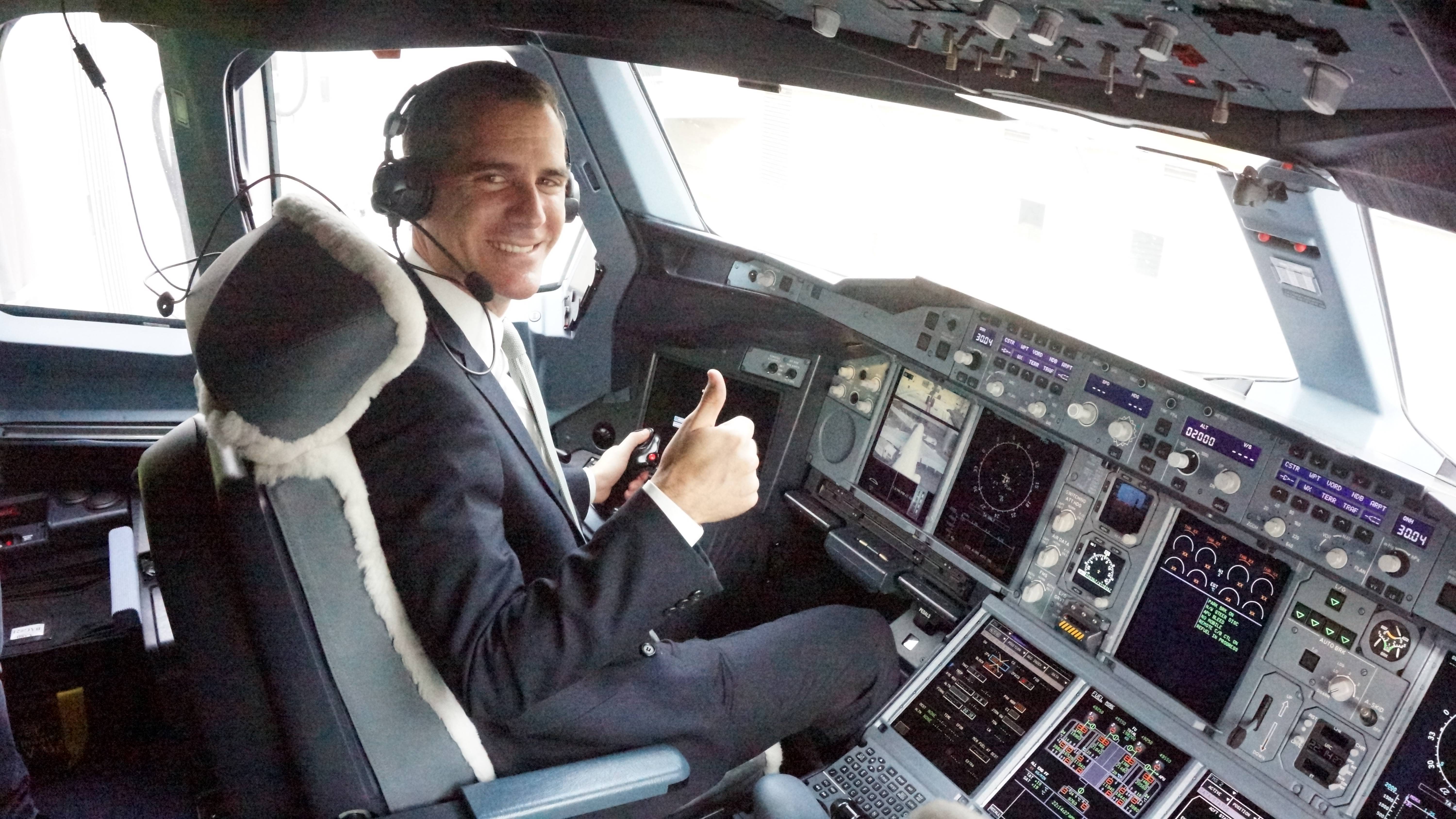 Los Angeles Mayor Eric Garcetti Experiences the Captain's Seat on the Emirates' A380 in Los Angeles