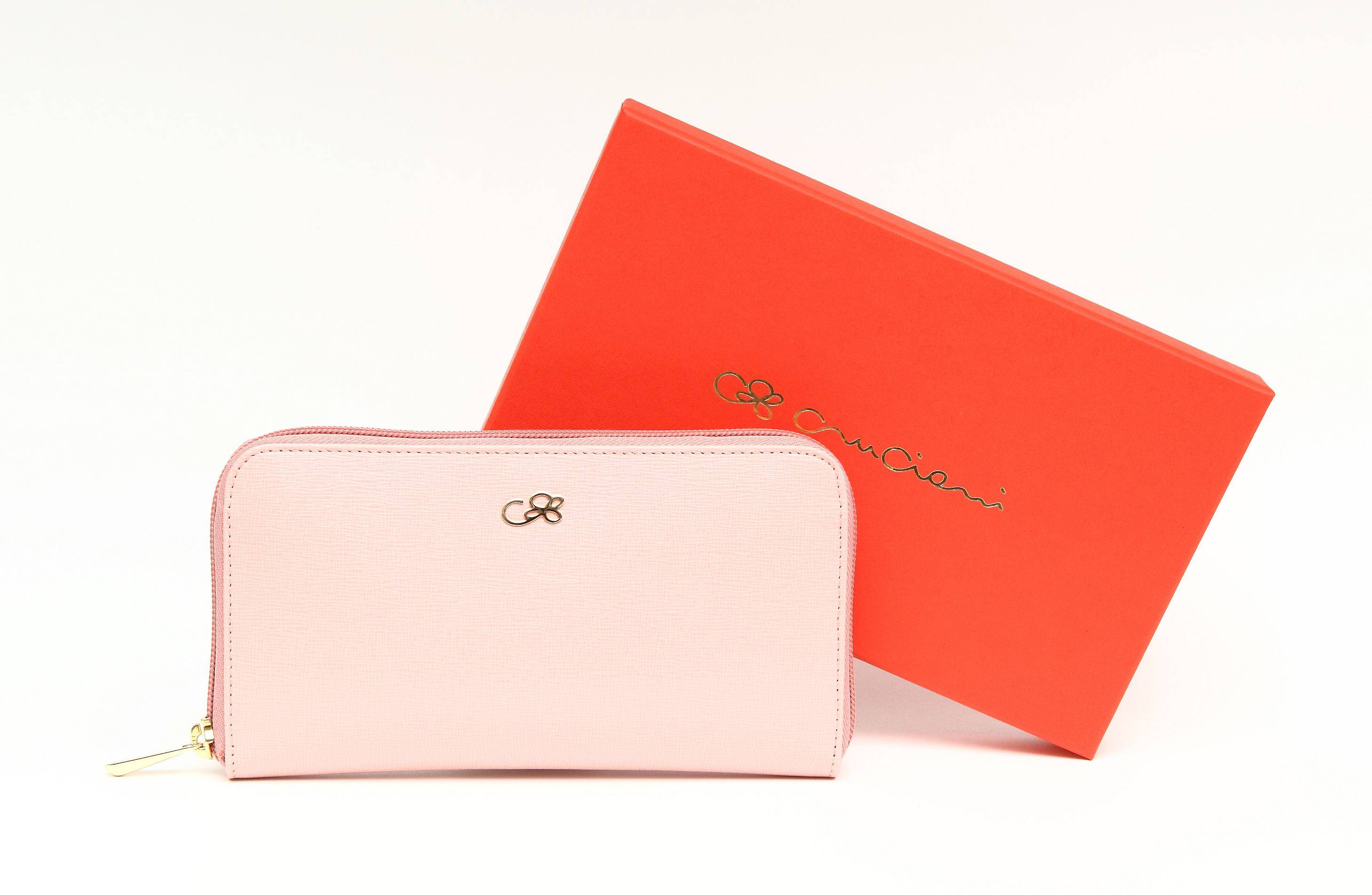 Cruciani C – pink wallet  box 2