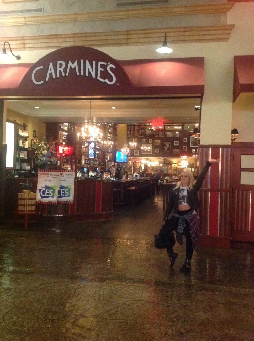 Celebrity Spotting: Lacy Schwimmer Spotted at Carmine’s