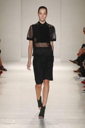 Victoria Beckham's Spring/Summer 2014 Ready-to-Wear Collection - Haute ...
