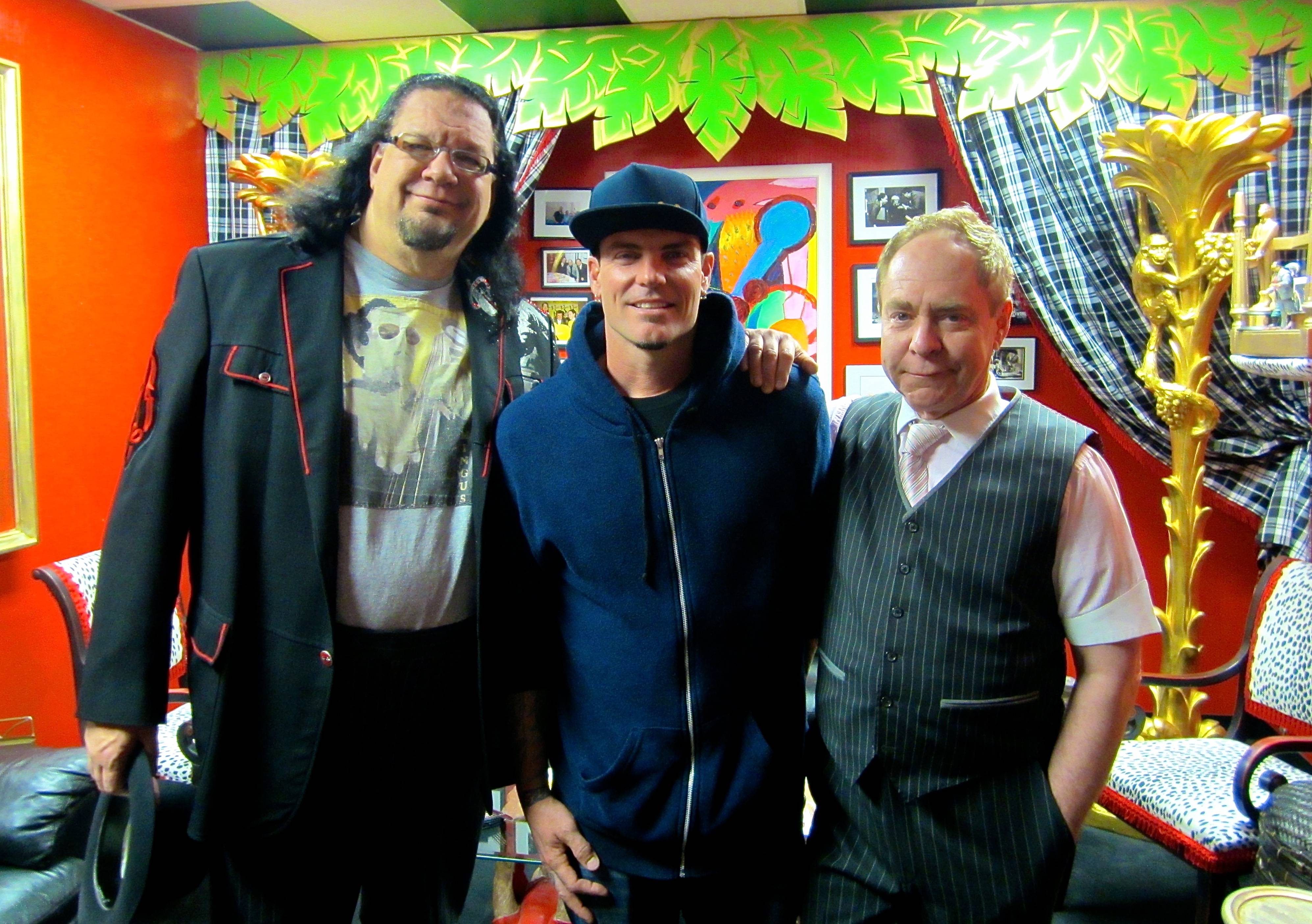 Celebrity Spotting: Vanilla Ice Spotted at Penn & Teller