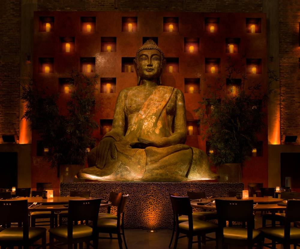 Celebrity Spotting: Troy Garity, Simone Bent Dine at Tao Asian Bistro