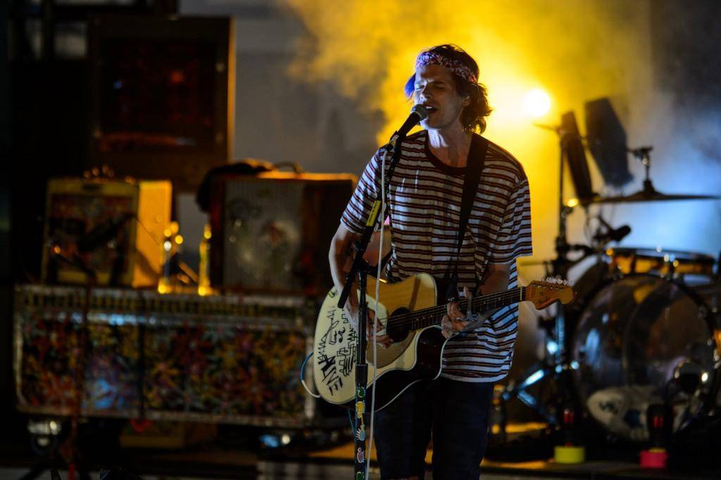 Photos: Grouplove Plays the Boulevard Pool