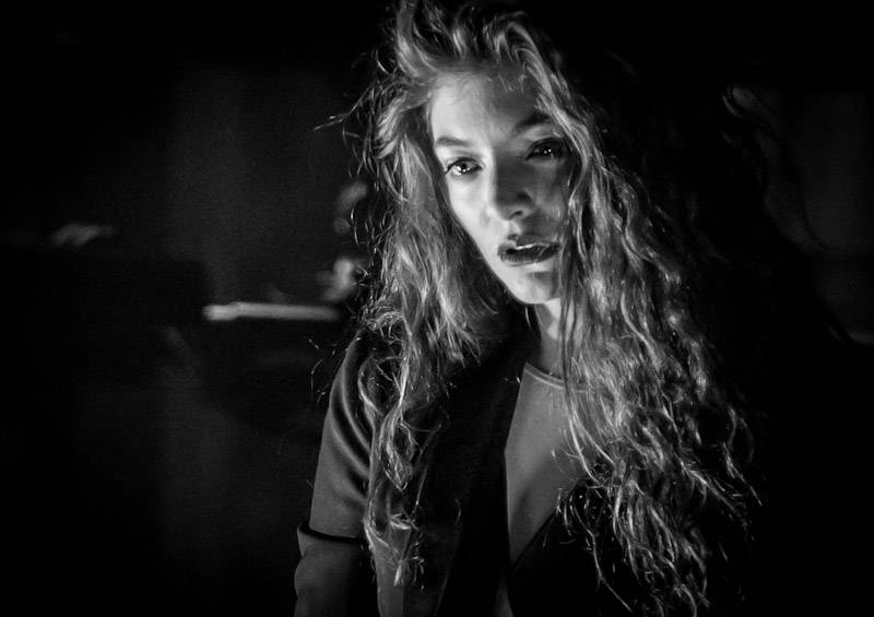 Lorde Performs at Boulevard Pool at The Cosmopolitan of Las Vegas April 15_KABIK-230