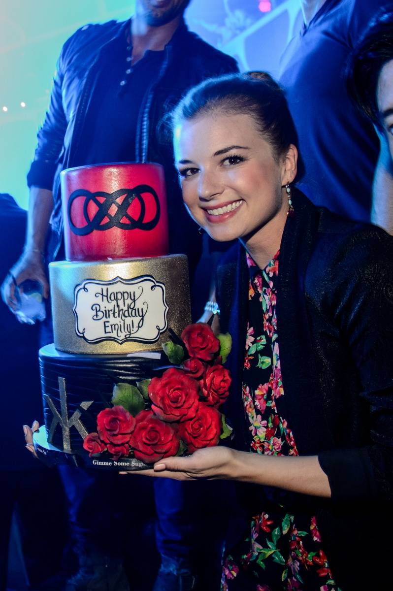 Haute Event: Emily VanCamp Celebrates Her Birthday at Hakkasan