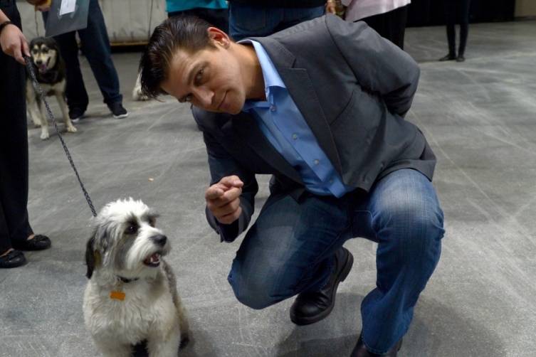 Jersey Boys star Deven May gives the contestants a few pointers backstage during The Animal Foundations 11th Annual Best In Show, Vegas, 4.27.14