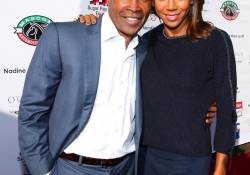 Sugar Ray Leonard (L) and actress Holly Robinson Peete