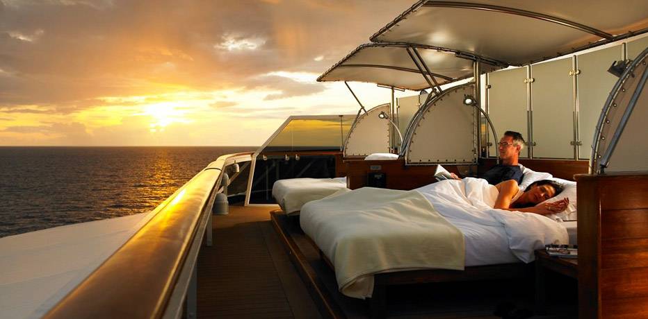 Best Anniversary Gifts by the Decade