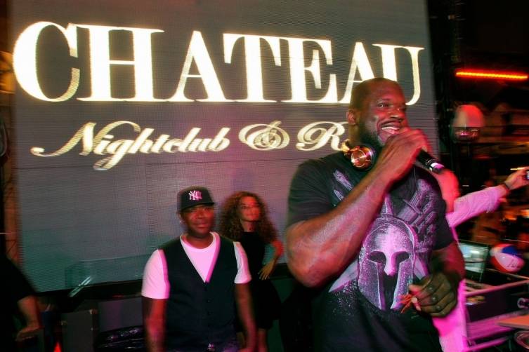 Shaq on the mic at Chateau Nightclub & Rooftop