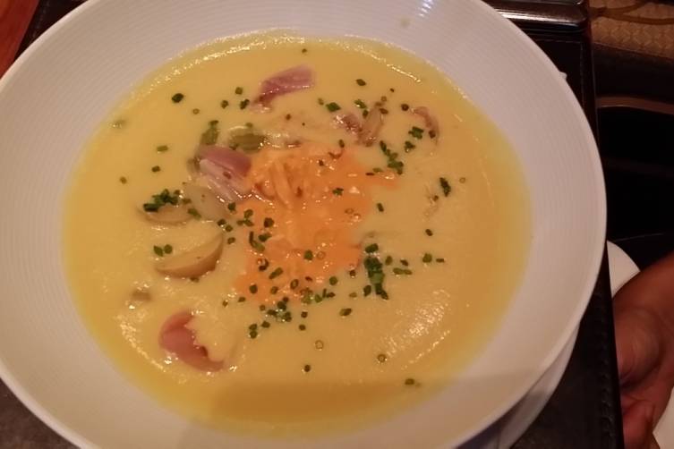 Sweet Corn and Maine Lobster Chowder