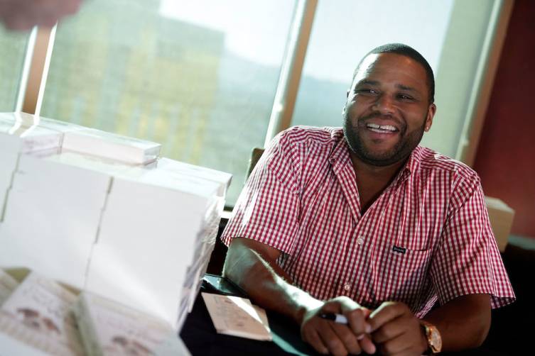 Actor Anthony Anderson Joins Chicken Soup For The Soul To Celebrate Its Latest Book Titles, Pet Food Line And More