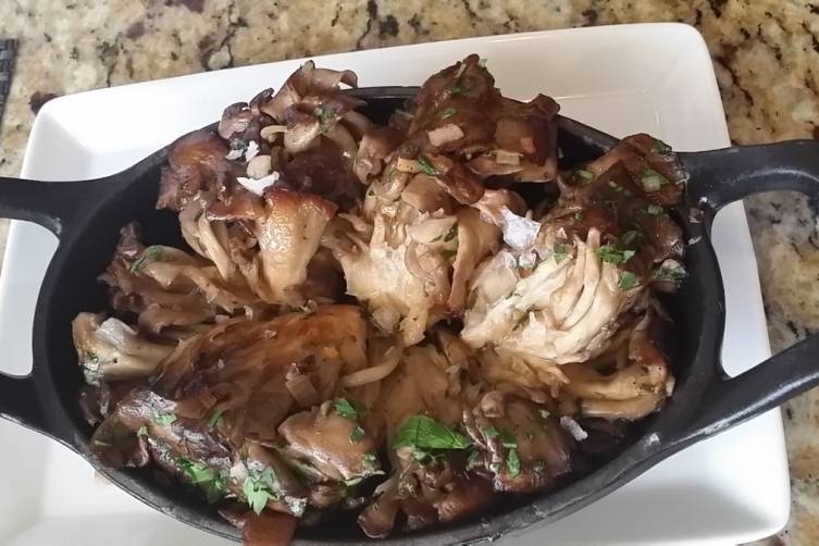 Hen of the Woods Mushrooms at BLT Prime