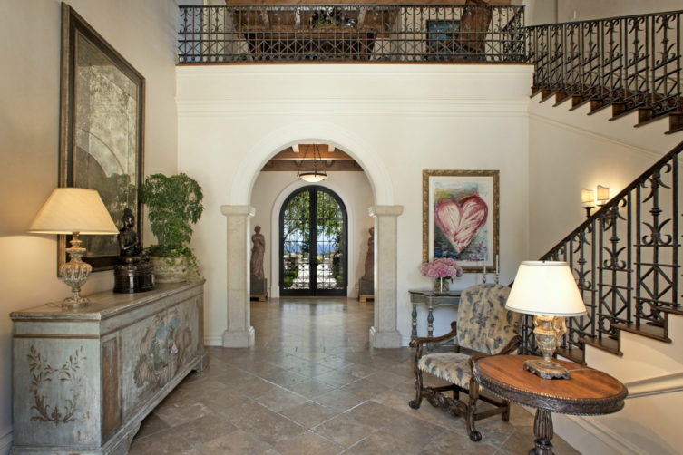 Sotheby's International Realty: Prima Luce