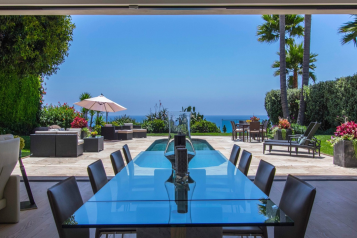 Sotheby’s International Realty: Incredible Contemporary Home