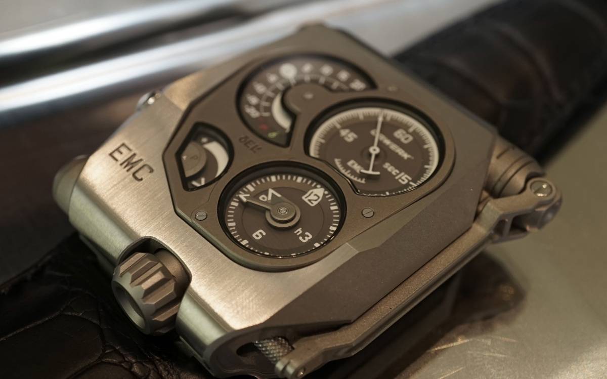 Haute Man: Hands On With The Urwerk Electro Mechanical Control