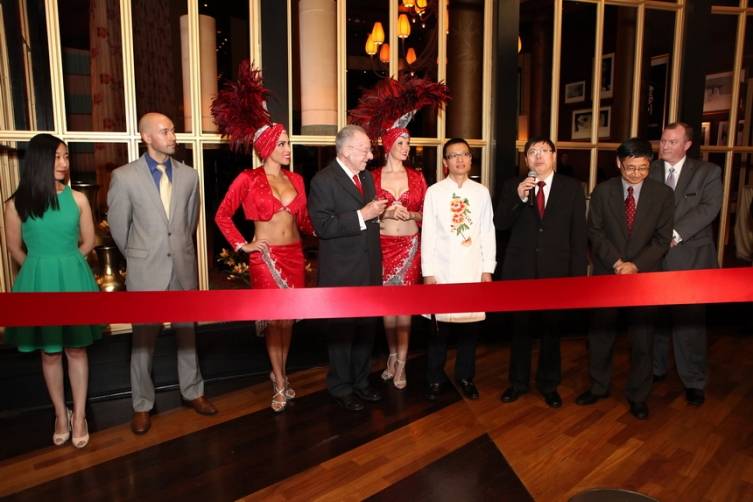 Ribbon cutting (Left to right) Seven Bai- Aaron Whitten -Oscar Goodman - Chef Tony Hu - Song Ruan - Jie Bu - Christopher Joy