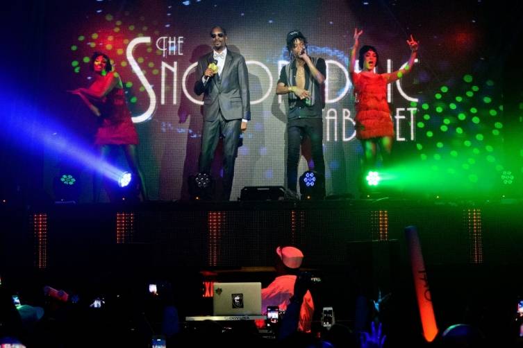 Snoop Dogg and Wiz Khalifa Performing at TAO