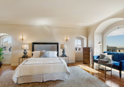 Sotheby's International Realty – Elegant Pacific Heights Home