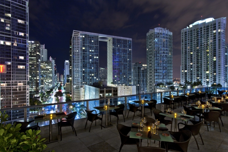 5 Brickell Bars for a Haute Happy Hour