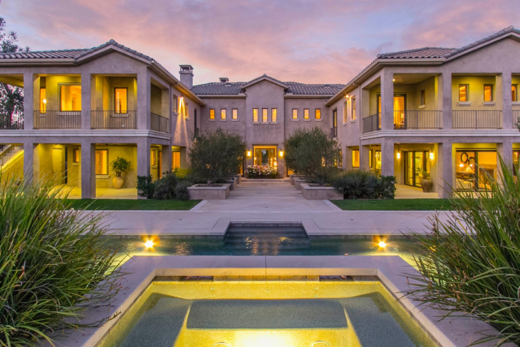 Sotheby's International Realty: Exquisite and Sophisticated Contemporary